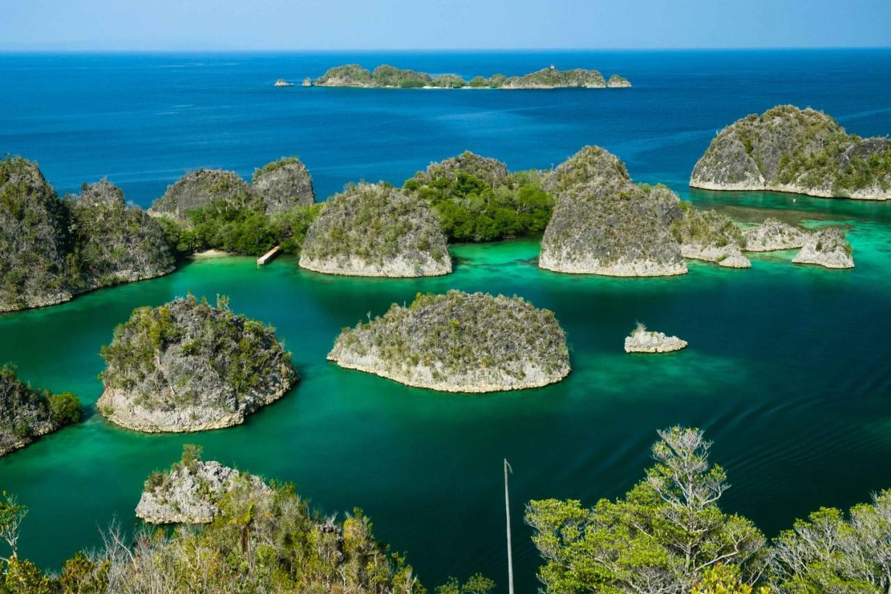 Raja Ampat Biodiversity Nature Resort Exterior foto