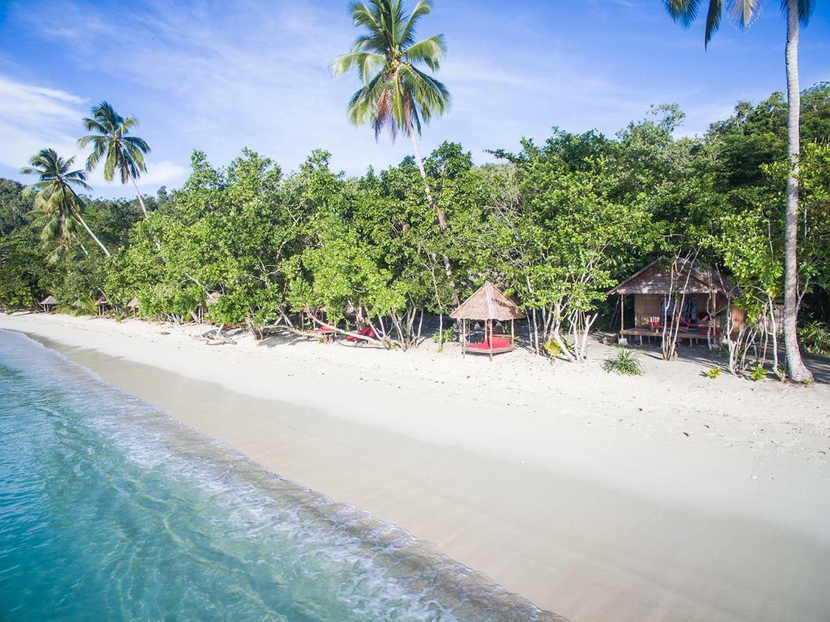 Raja Ampat Biodiversity Nature Resort Exterior foto