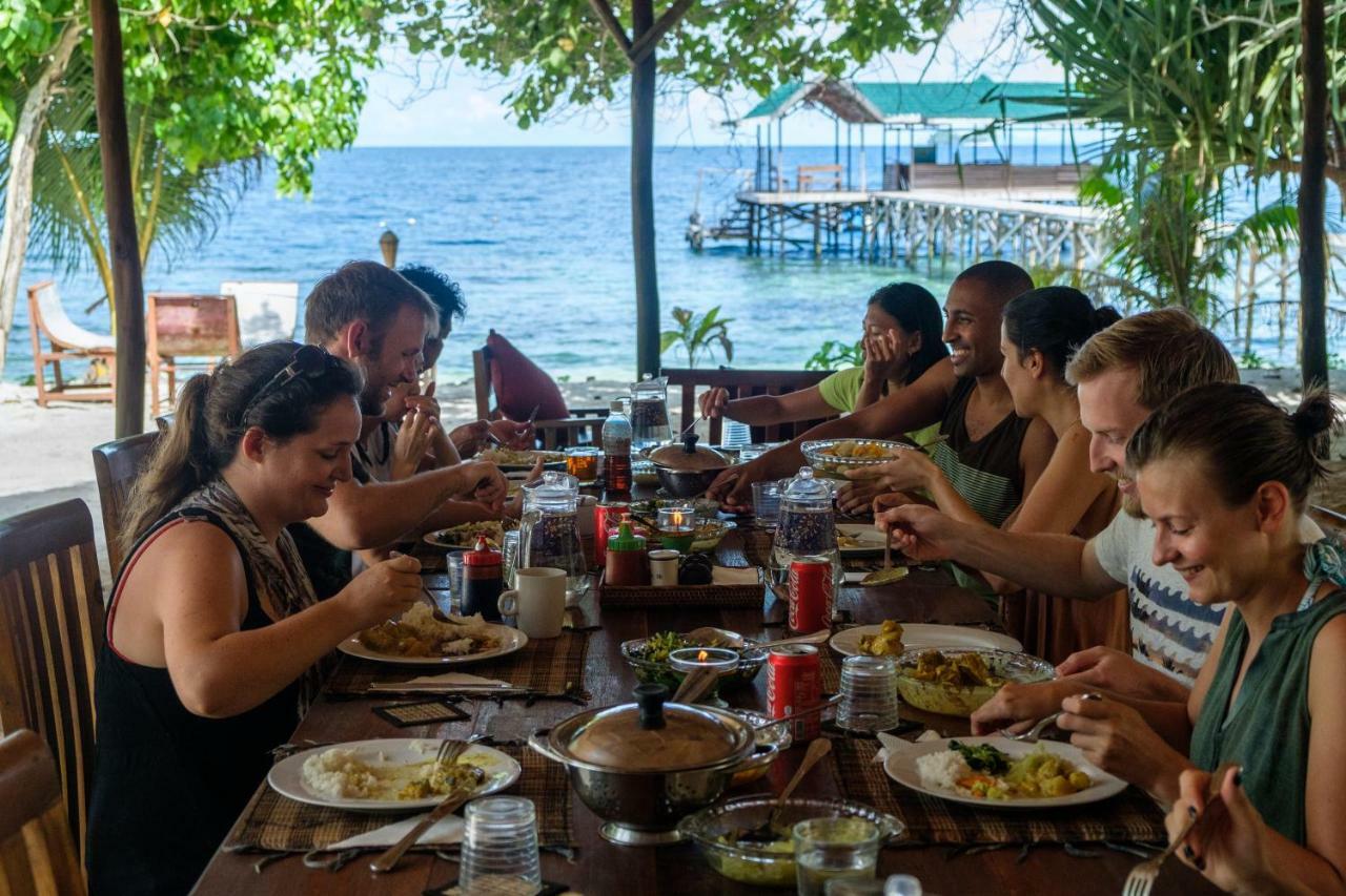 Raja Ampat Biodiversity Nature Resort Exterior foto